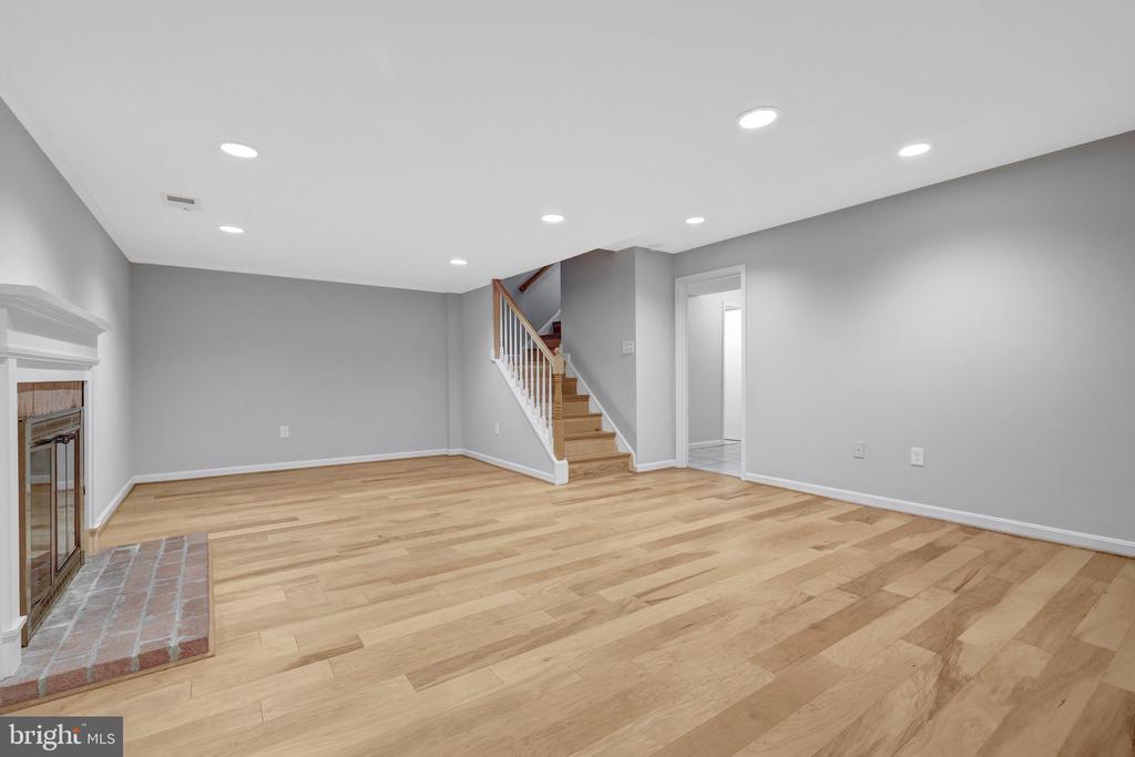 9662 MASTERWORKS DRIVE