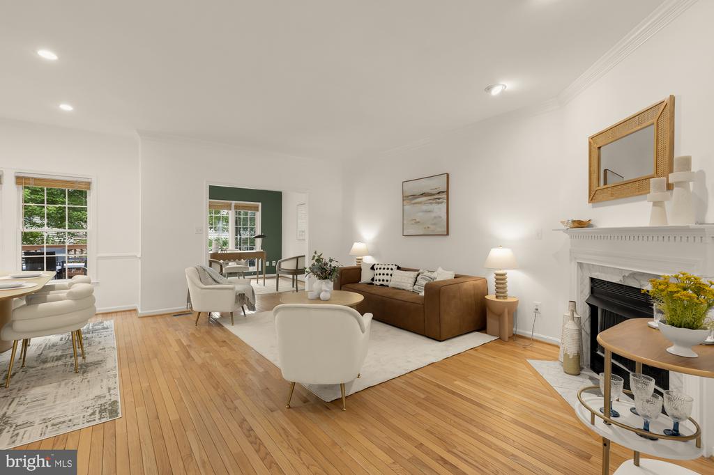 4024 HEATHERSTONE COURT