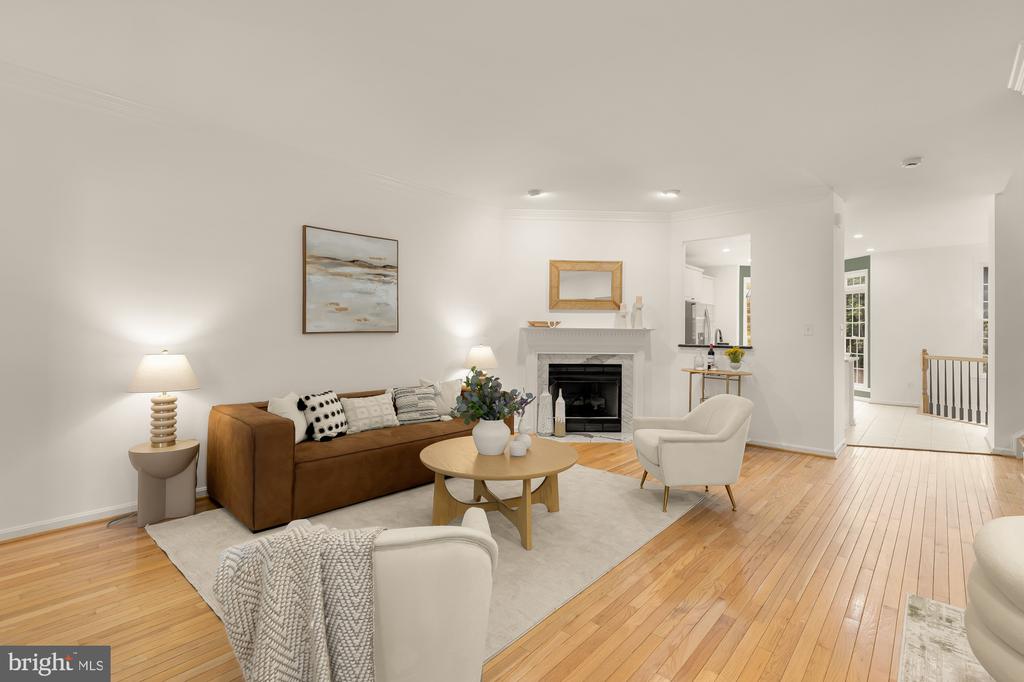 4024 HEATHERSTONE COURT