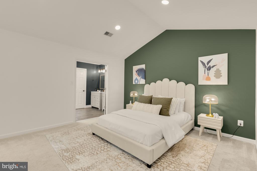 4024 HEATHERSTONE COURT