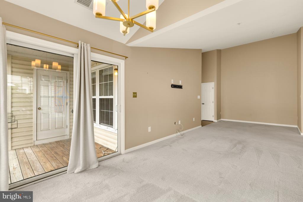 7502 CALDERON COURT Unit: 276