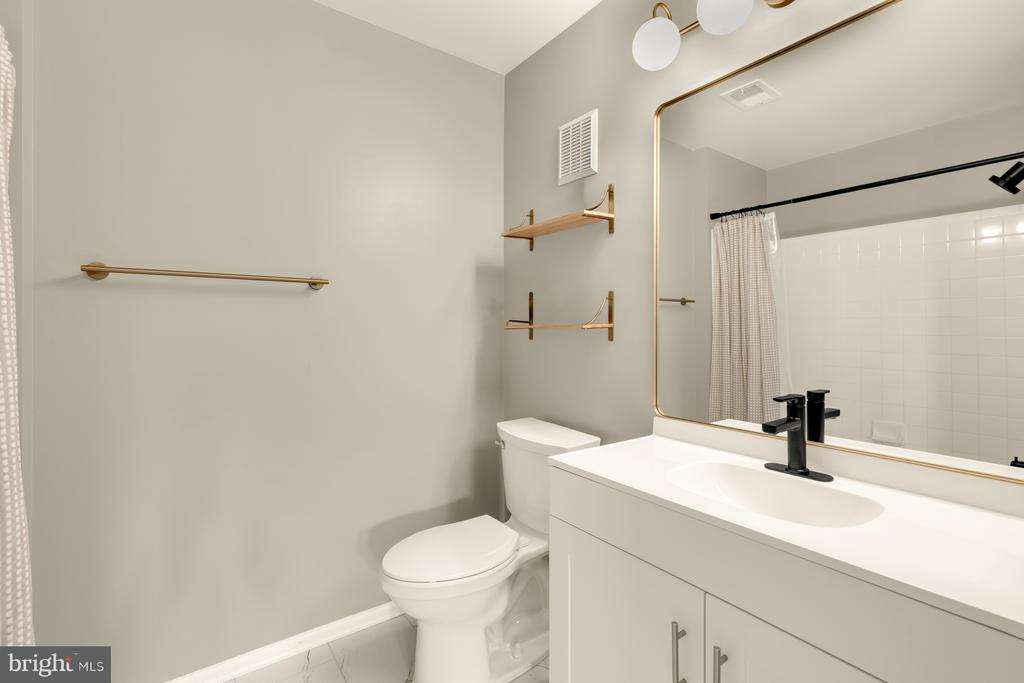7502 CALDERON COURT Unit: 276