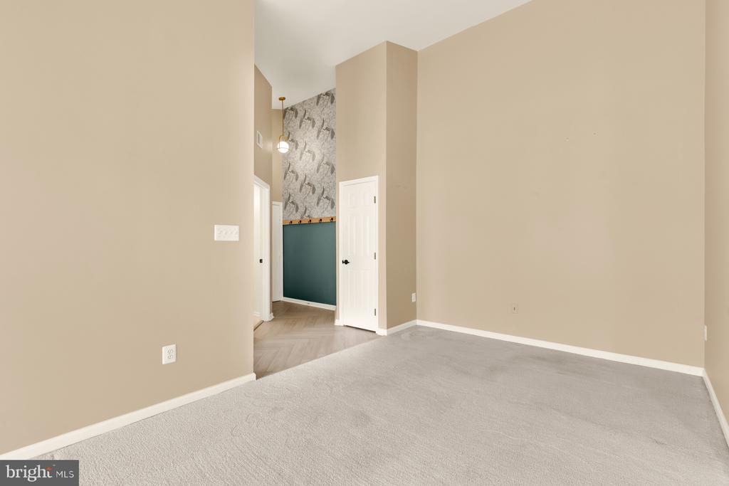 7502 CALDERON COURT Unit: 276
