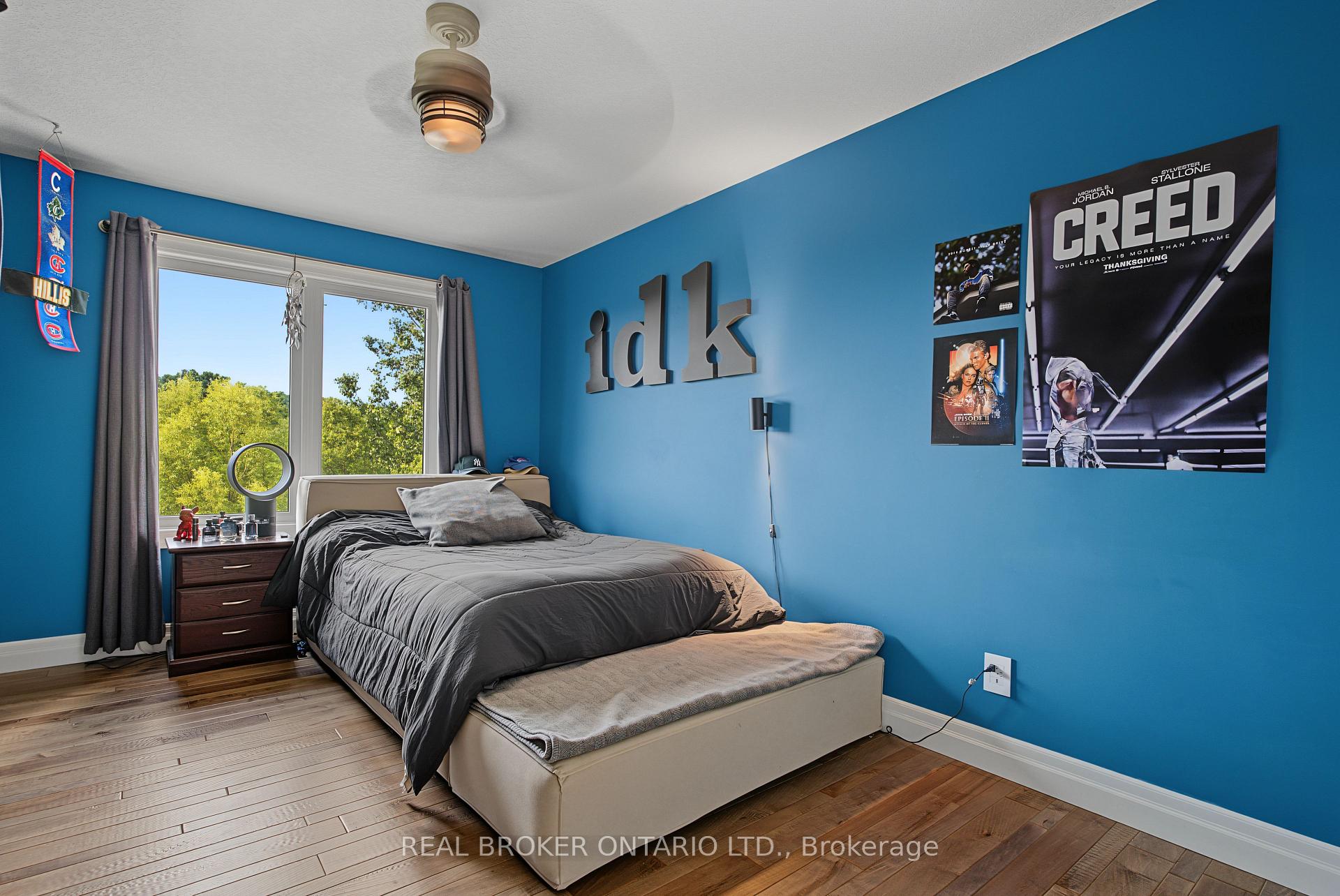 422 Rideau River Street