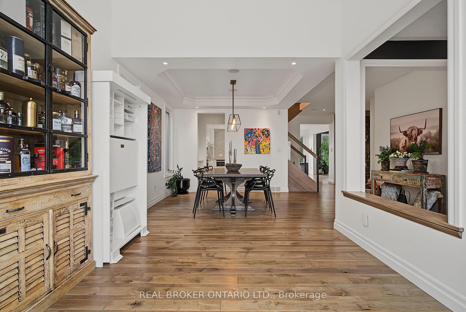 422 Rideau River Street