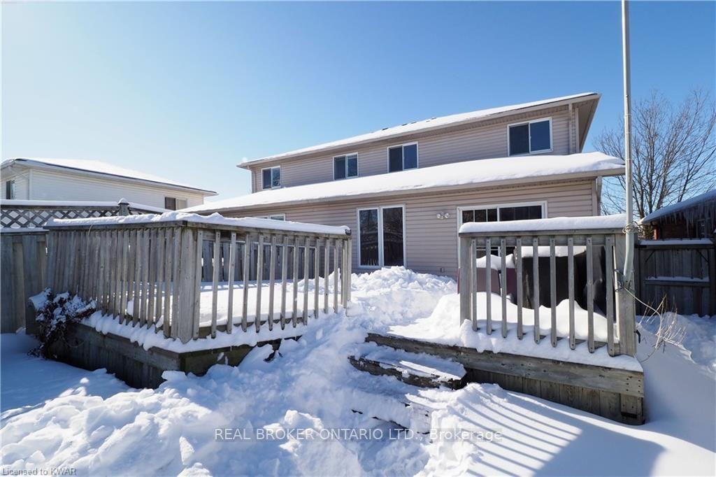 258 Inverhuron Crescent Unit A