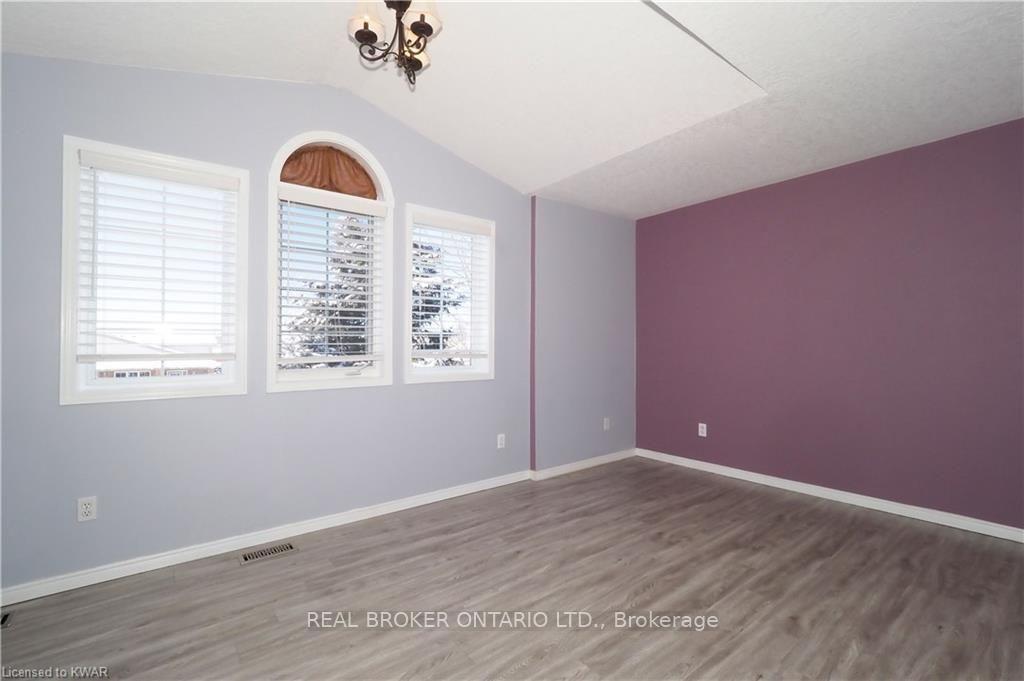 258 Inverhuron Crescent Unit A