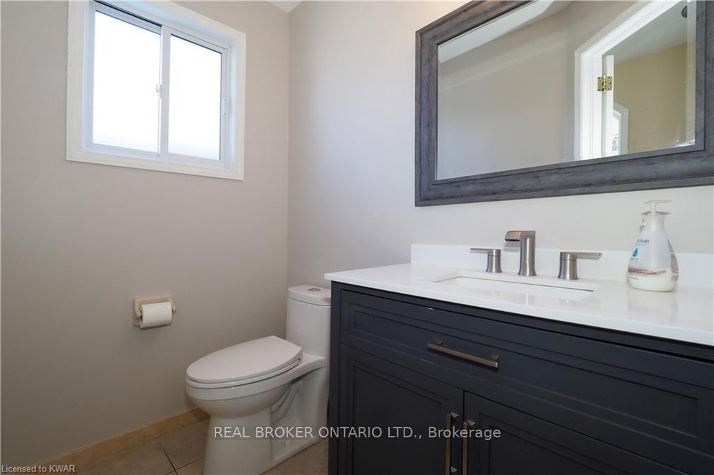 258 Inverhuron Crescent Unit A