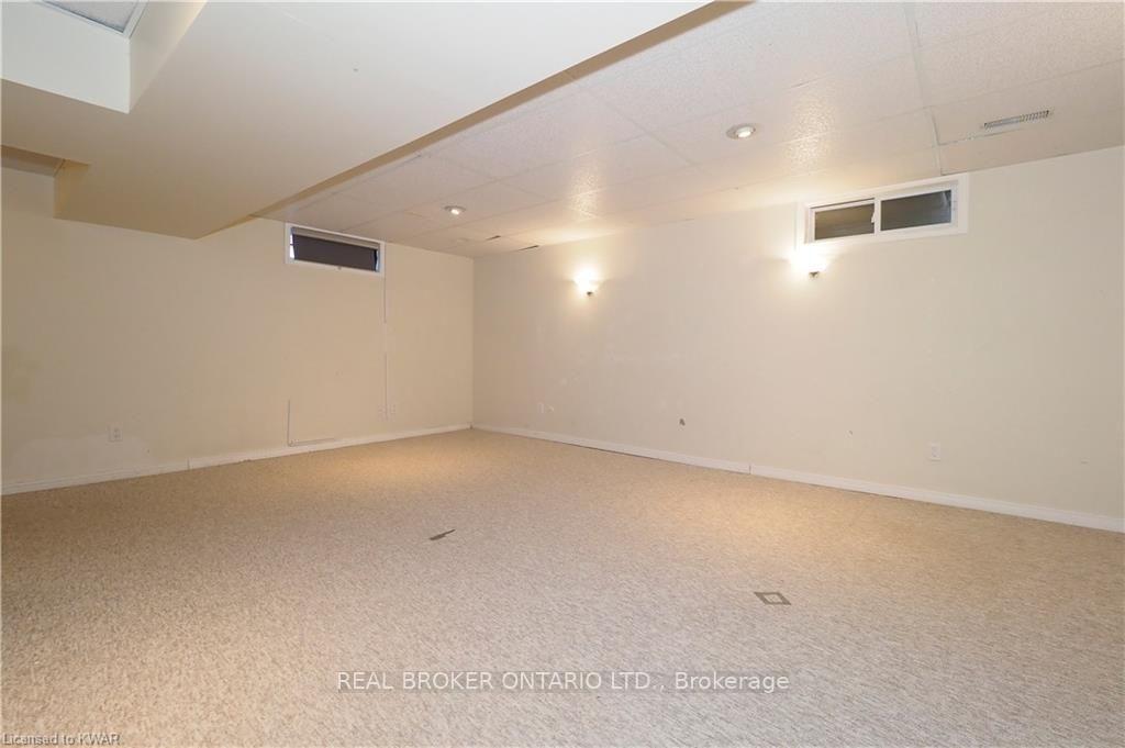 258 Inverhuron Crescent Unit A