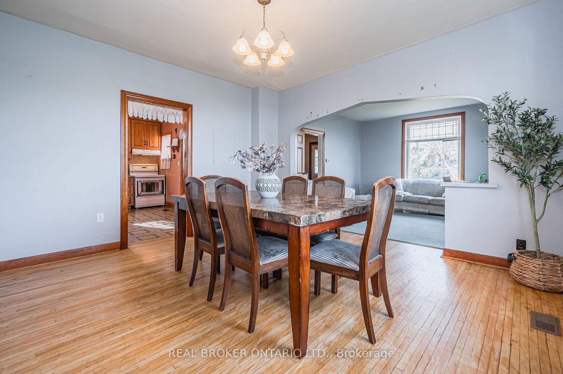 3027 Patrick Street