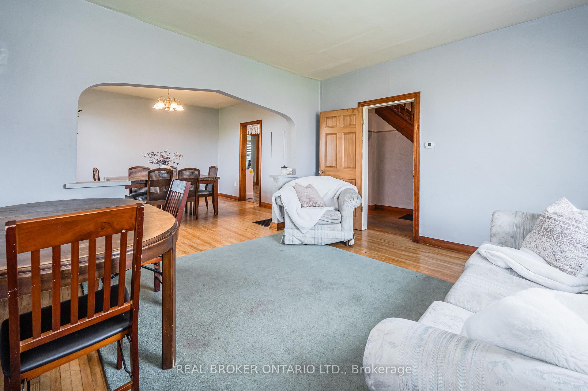 3027 Patrick Street