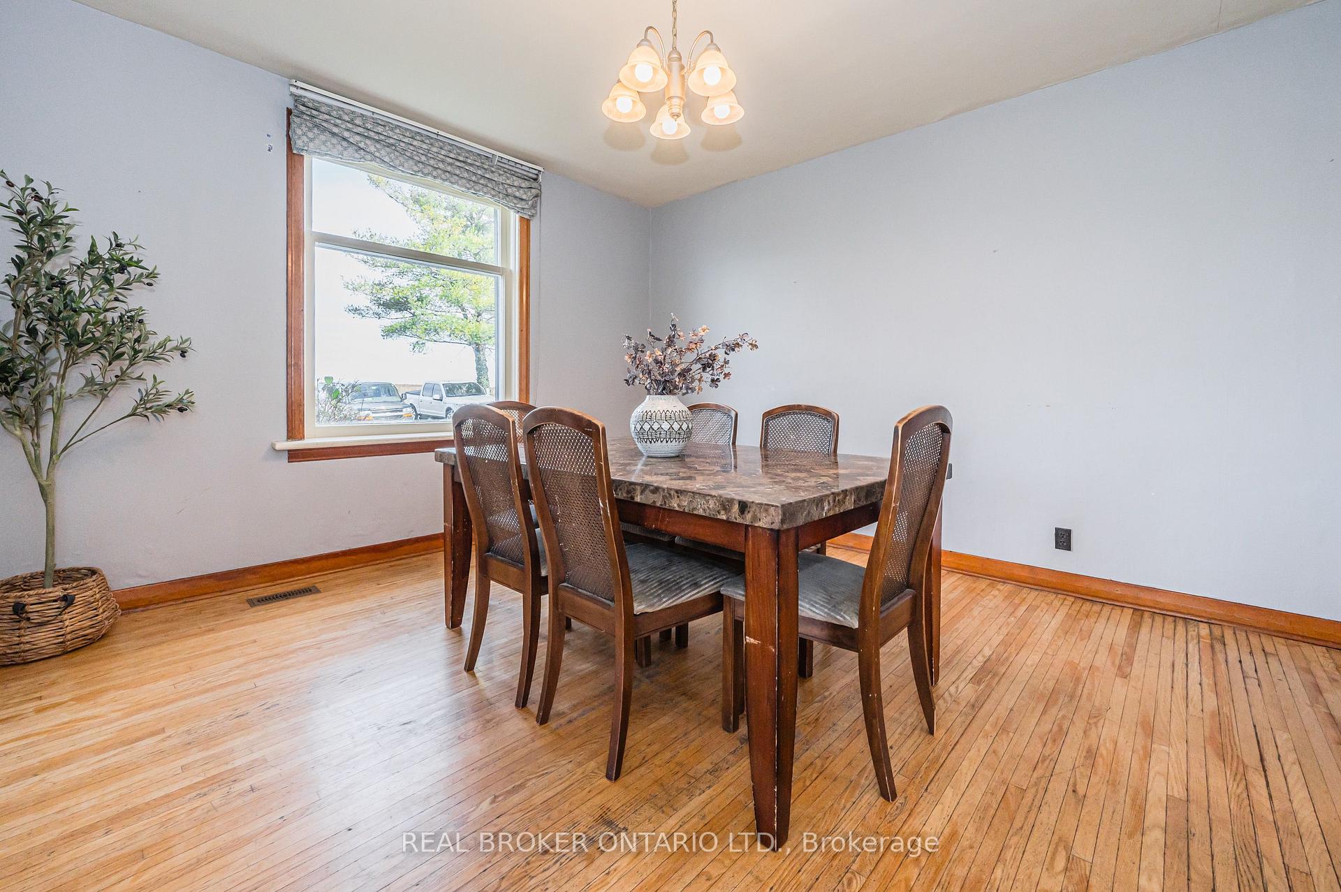 3027 Patrick Street