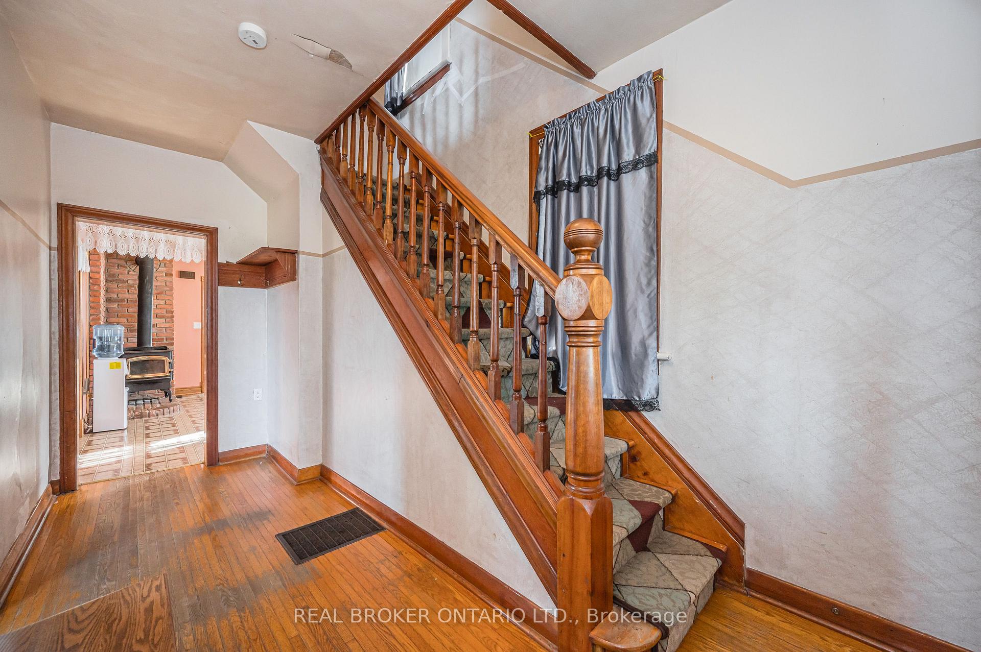 3027 Patrick Street