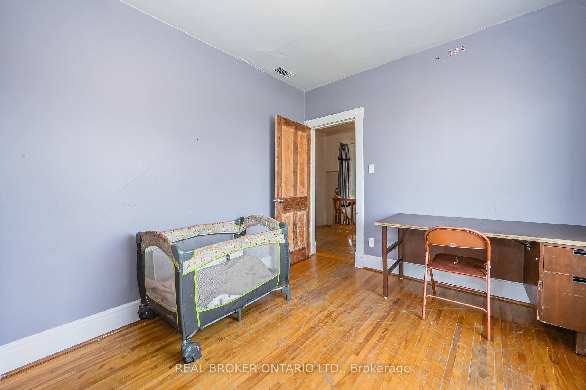 3027 Patrick Street