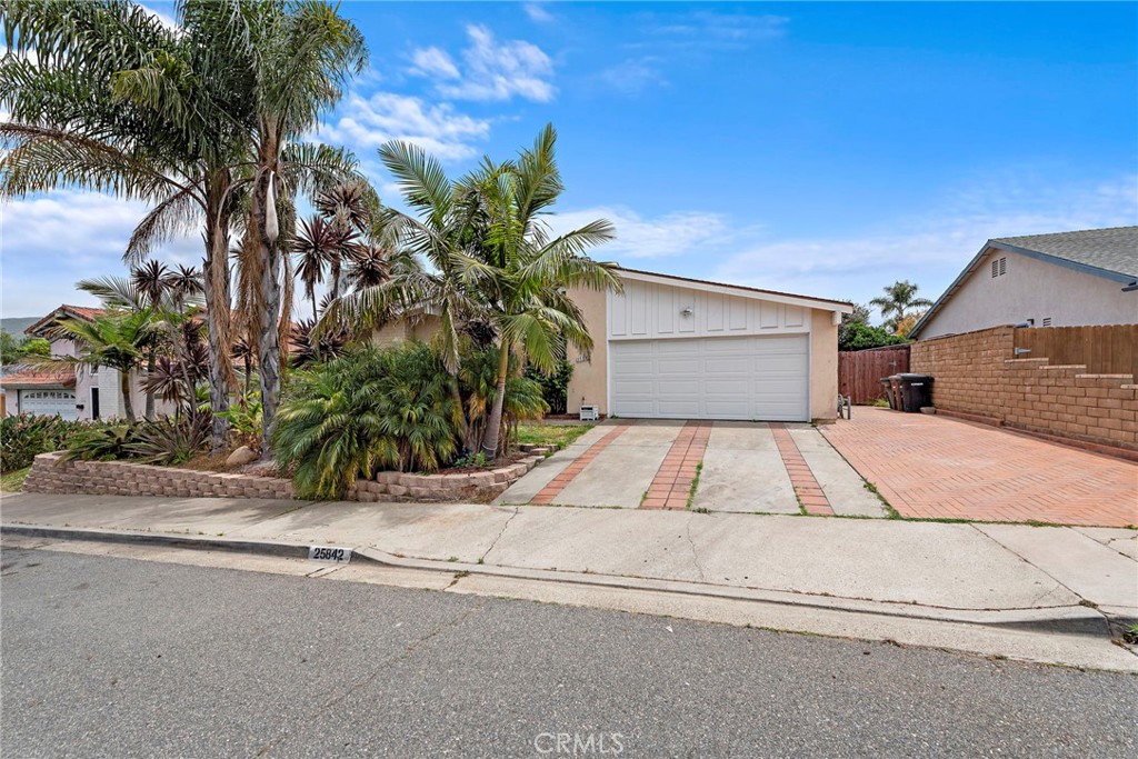 25842 Avenida Cabrillo