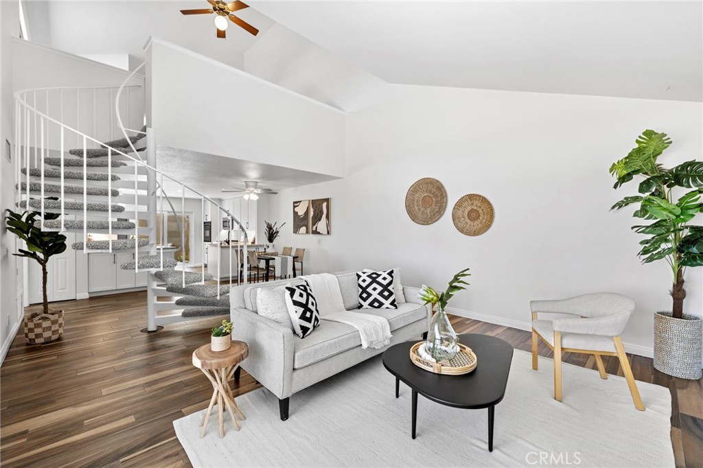 18714 Maplewood Cir