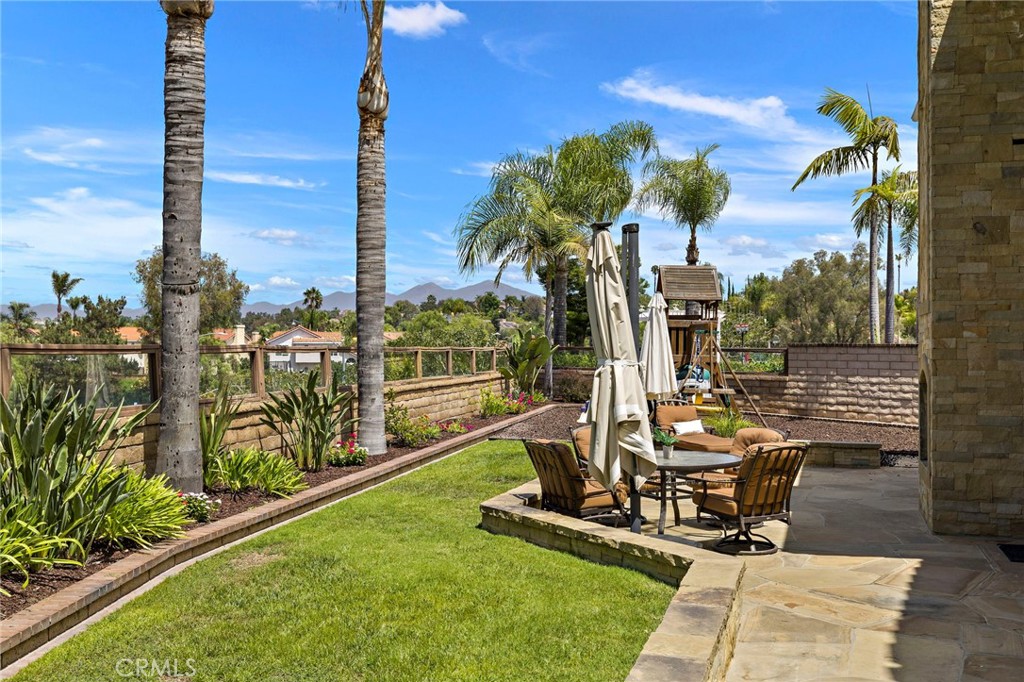 28732 Calle Vista