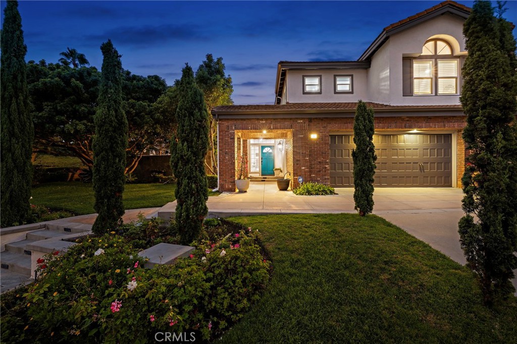 5 Glastonbury Pl