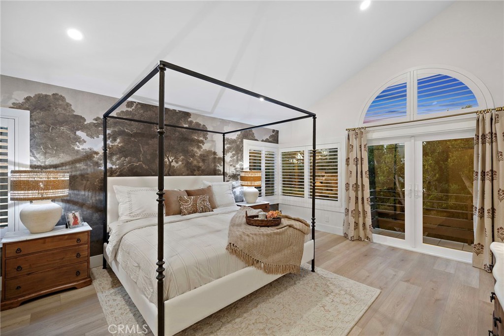 15 Glastonbury Pl