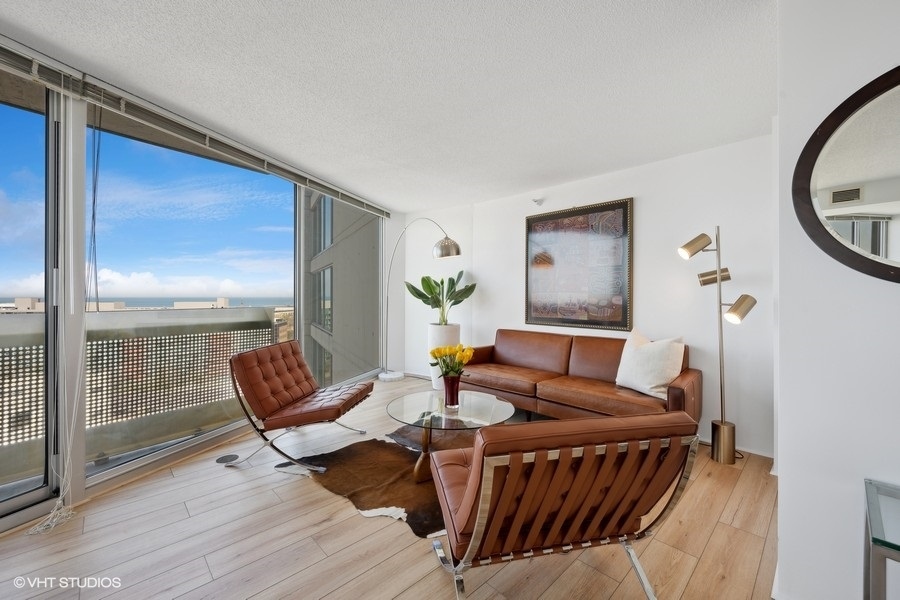 1720 Maple Avenue Unit: 1320