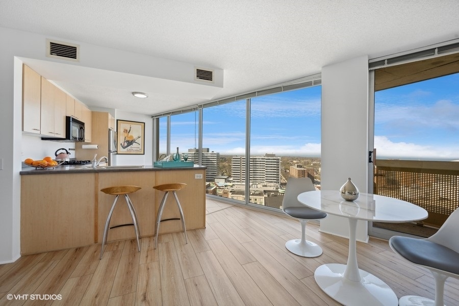 1720 Maple Avenue Unit: 1320