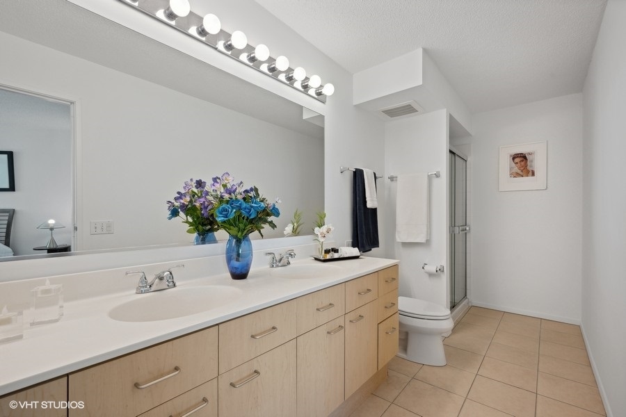 1720 Maple Avenue Unit: 1320