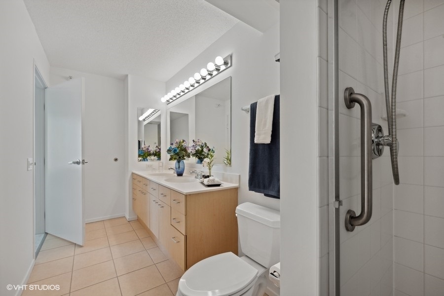 1720 Maple Avenue Unit: 1320