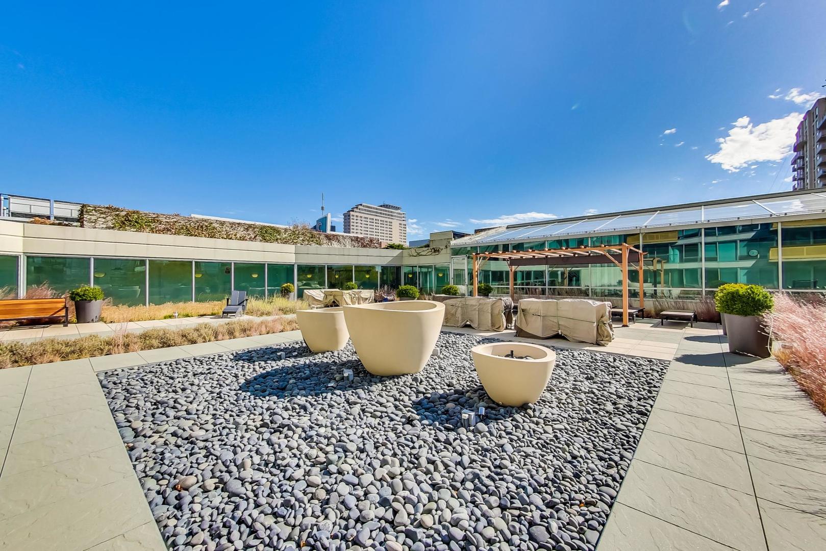 1720 Maple Avenue Unit: 1320