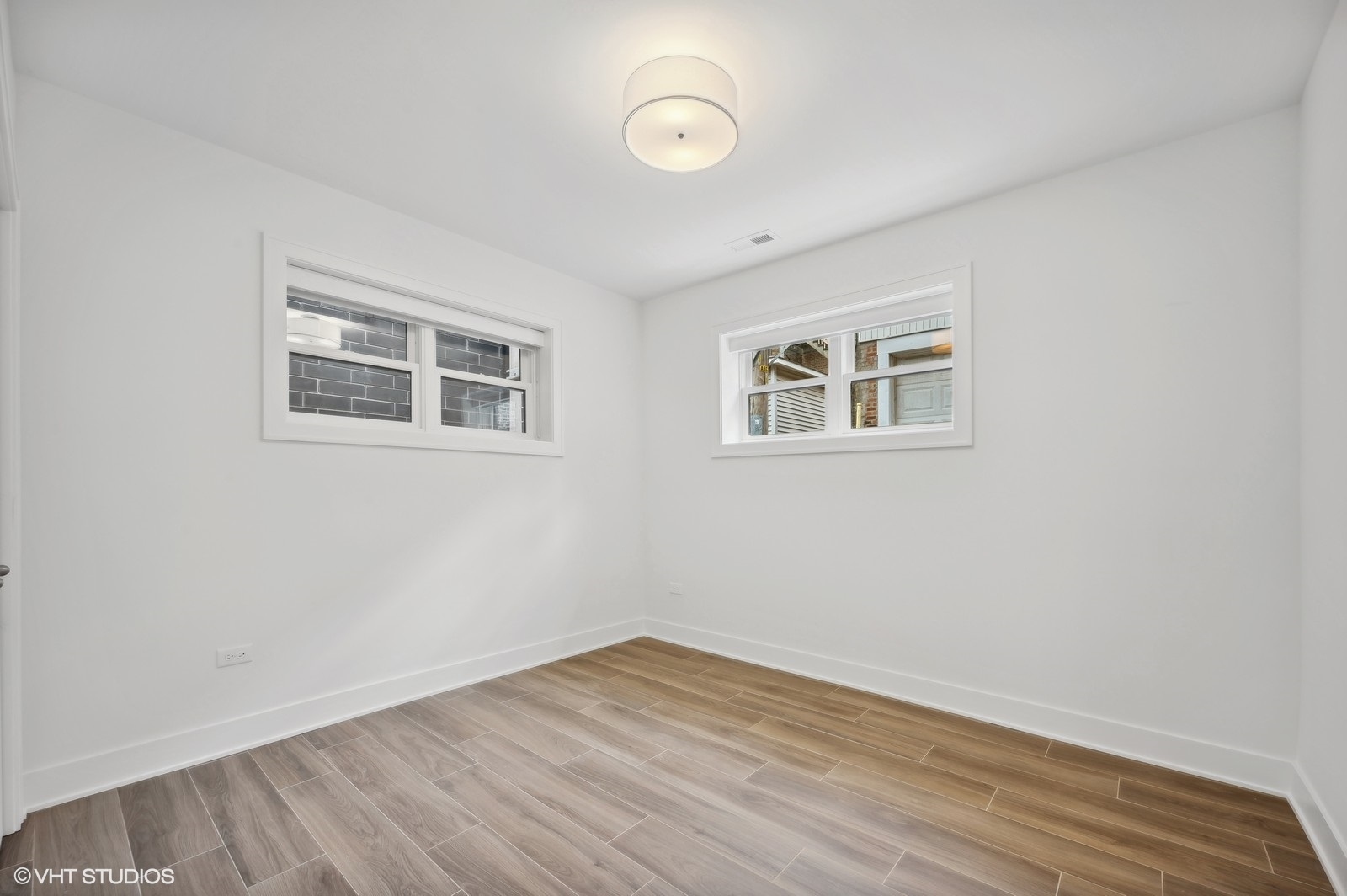 3615 N Wilton Avenue Unit: 1