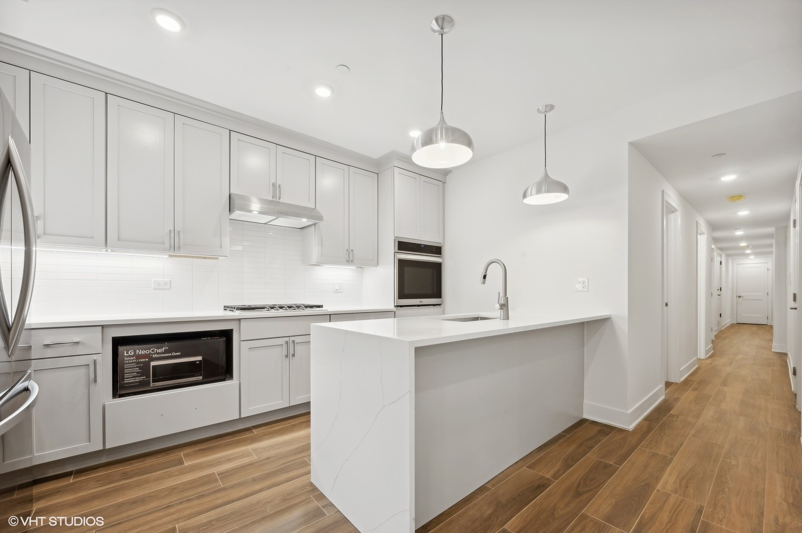 3615 N Wilton Avenue Unit: 1