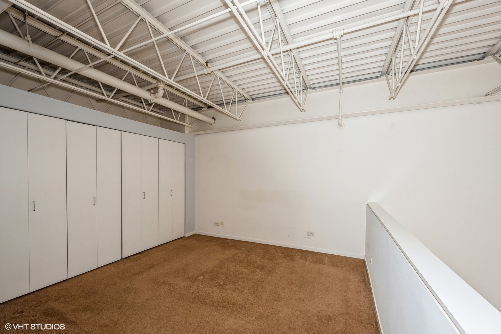 1300 W ALTGELD Street Unit: 126