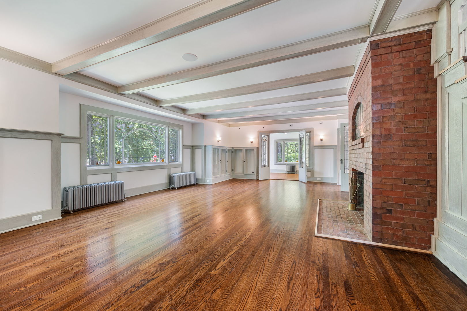 338 Woodstock Avenue