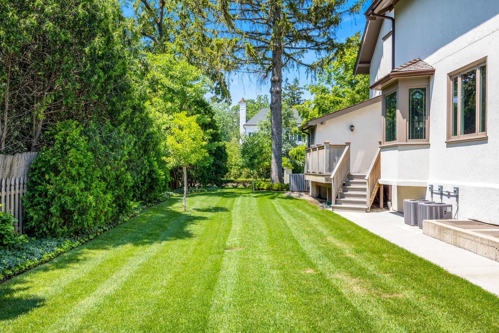 338 Woodstock Avenue