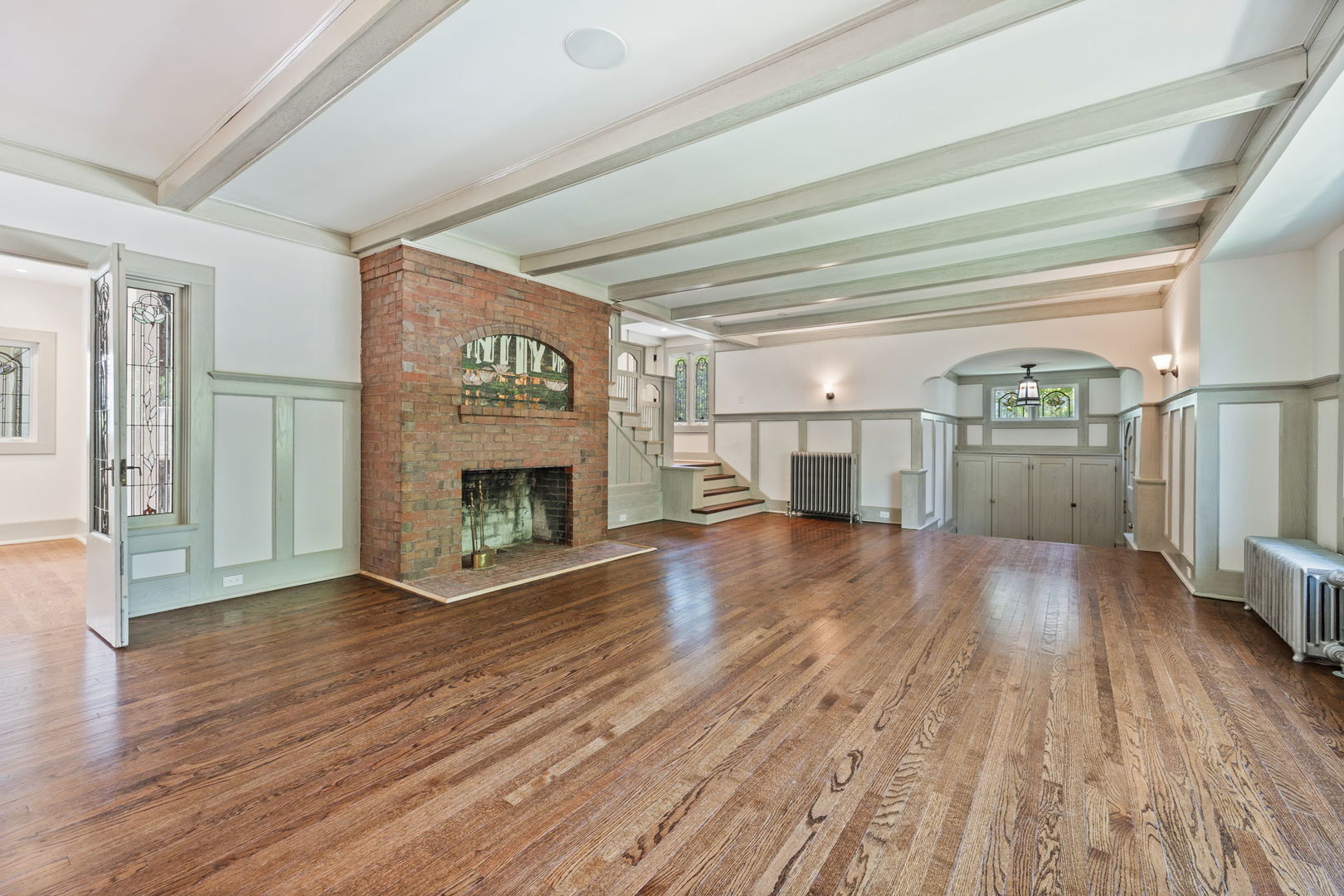 338 Woodstock Avenue