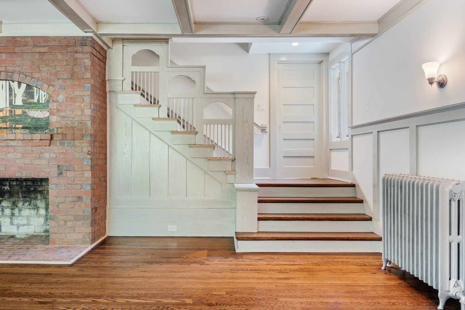 338 Woodstock Avenue