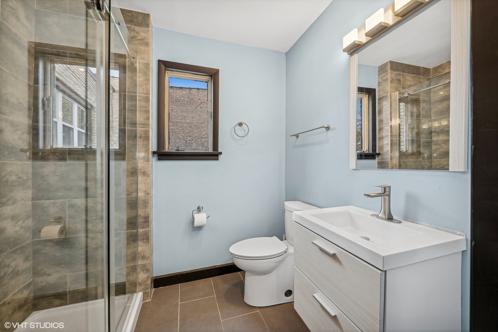 6032 S Michigan Avenue