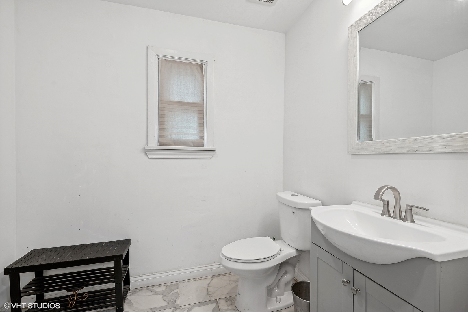 6032 S Michigan Avenue