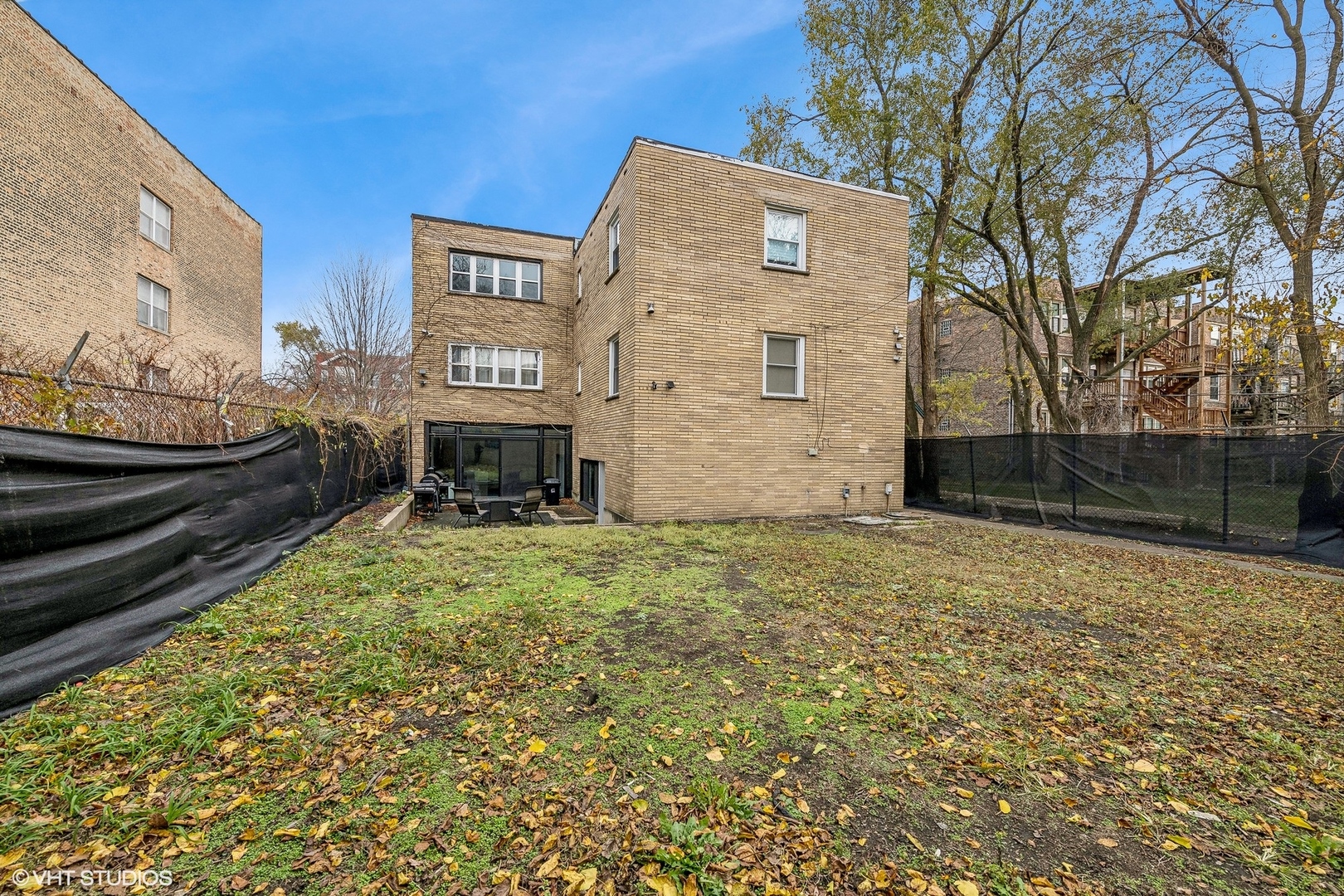 6032 S Michigan Avenue