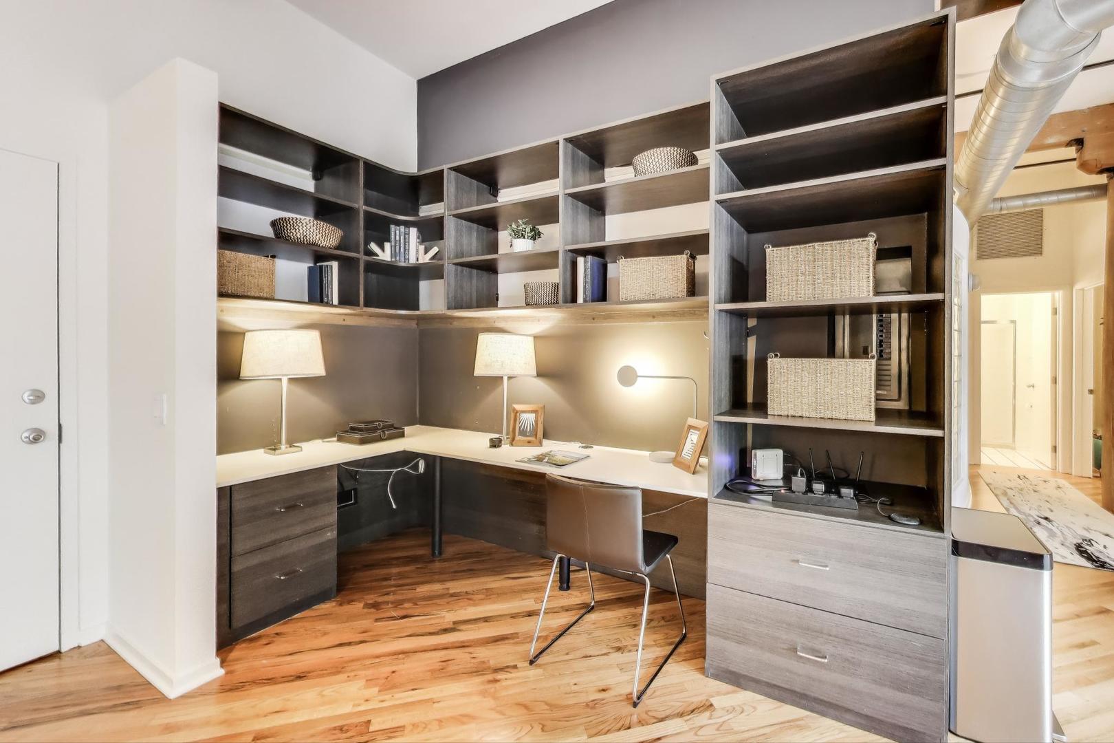 1728 N Damen Avenue Unit: 215