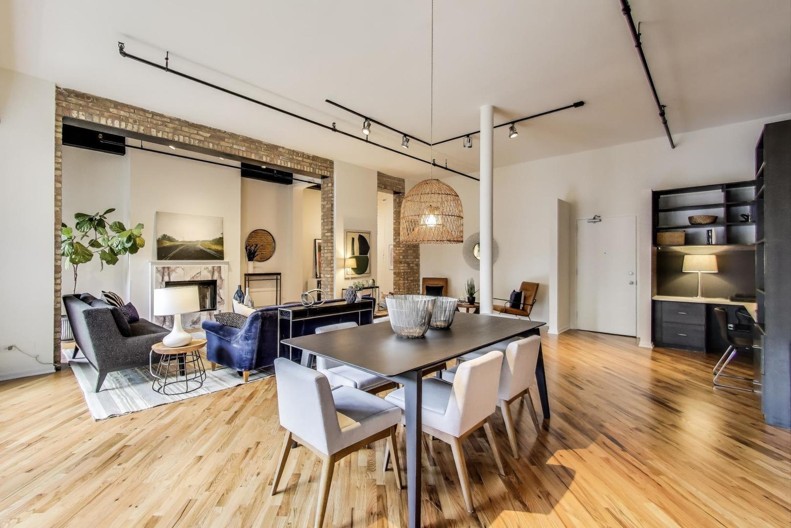 1728 N Damen Avenue Unit: 215