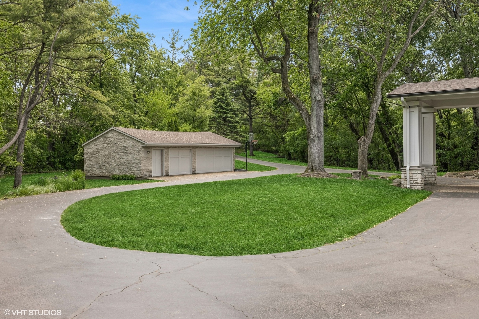 830 Camden Lane