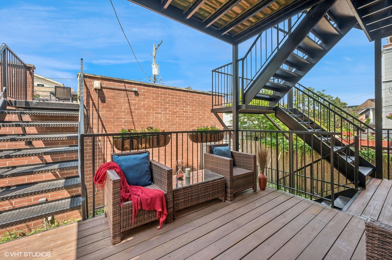 1244 W Cornelia Avenue Unit: 1