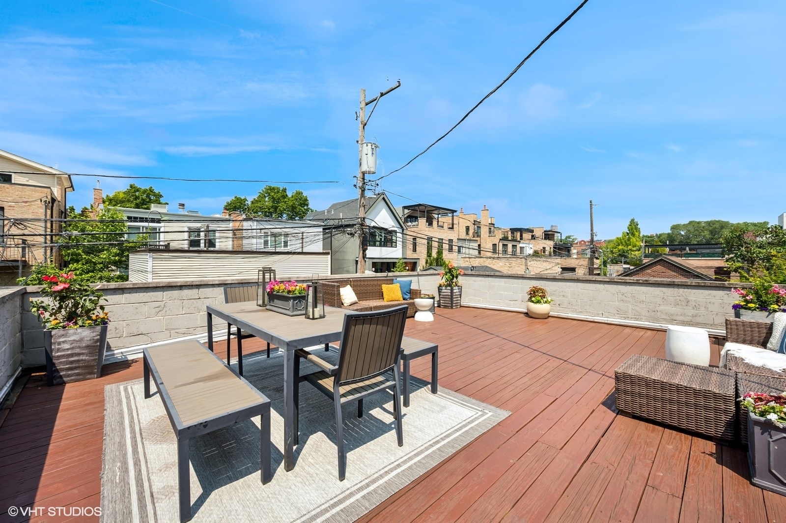 1244 W Cornelia Avenue Unit: 1