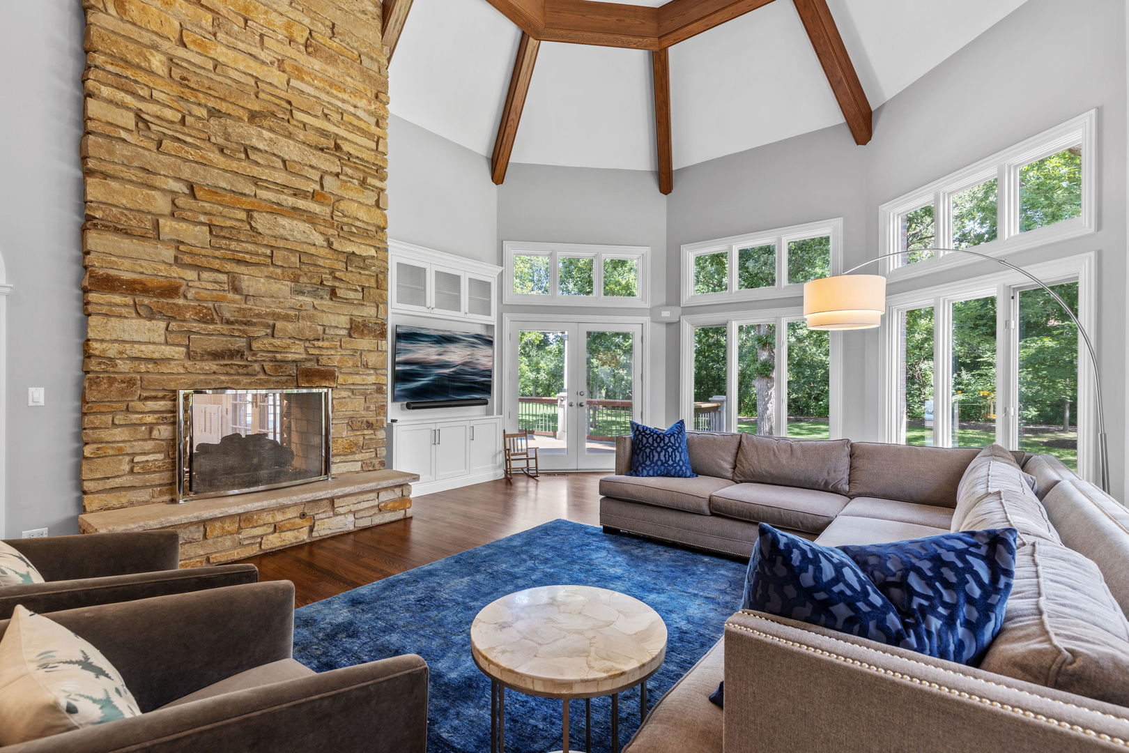 1485 Abington Cambs Drive