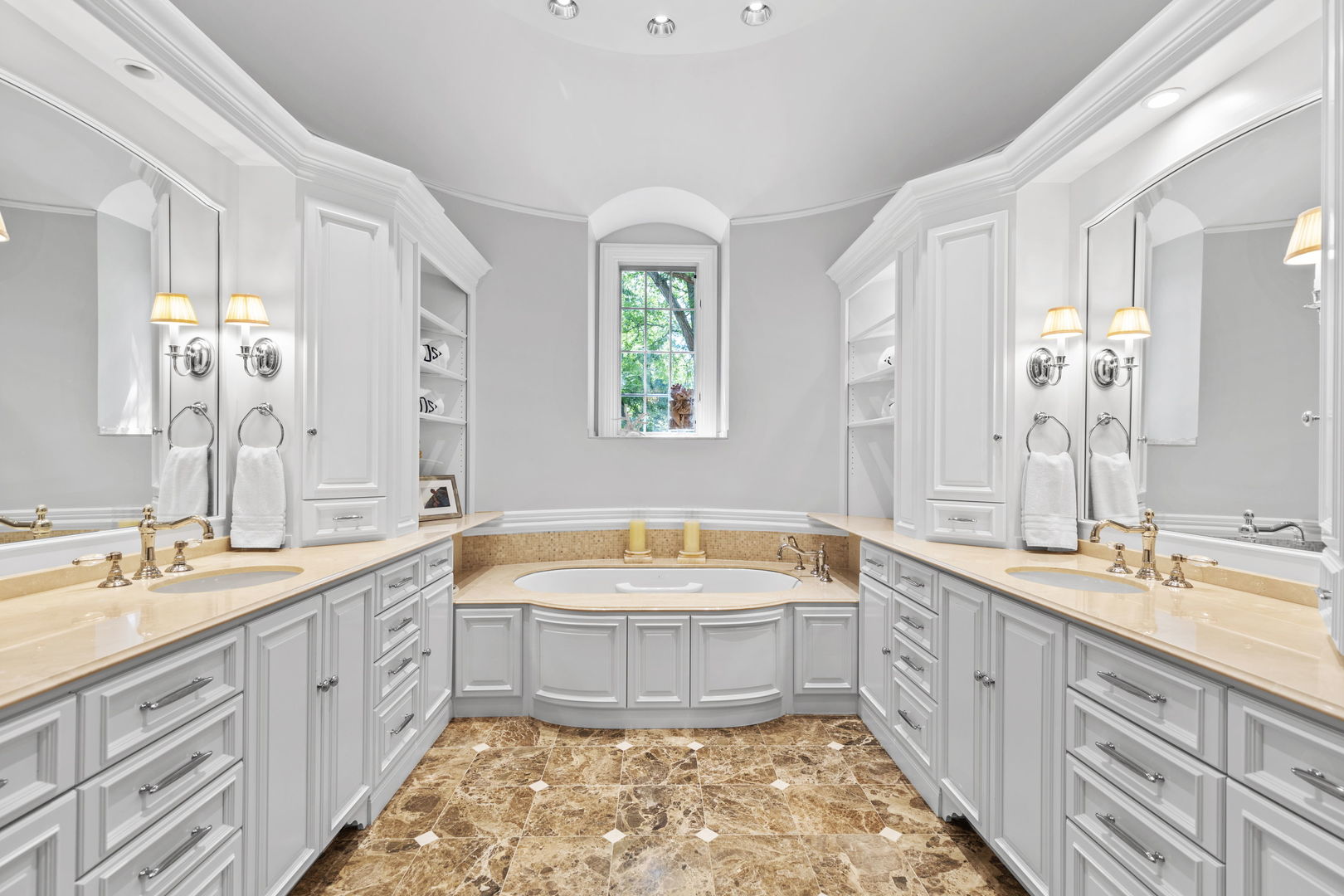 1485 Abington Cambs Drive