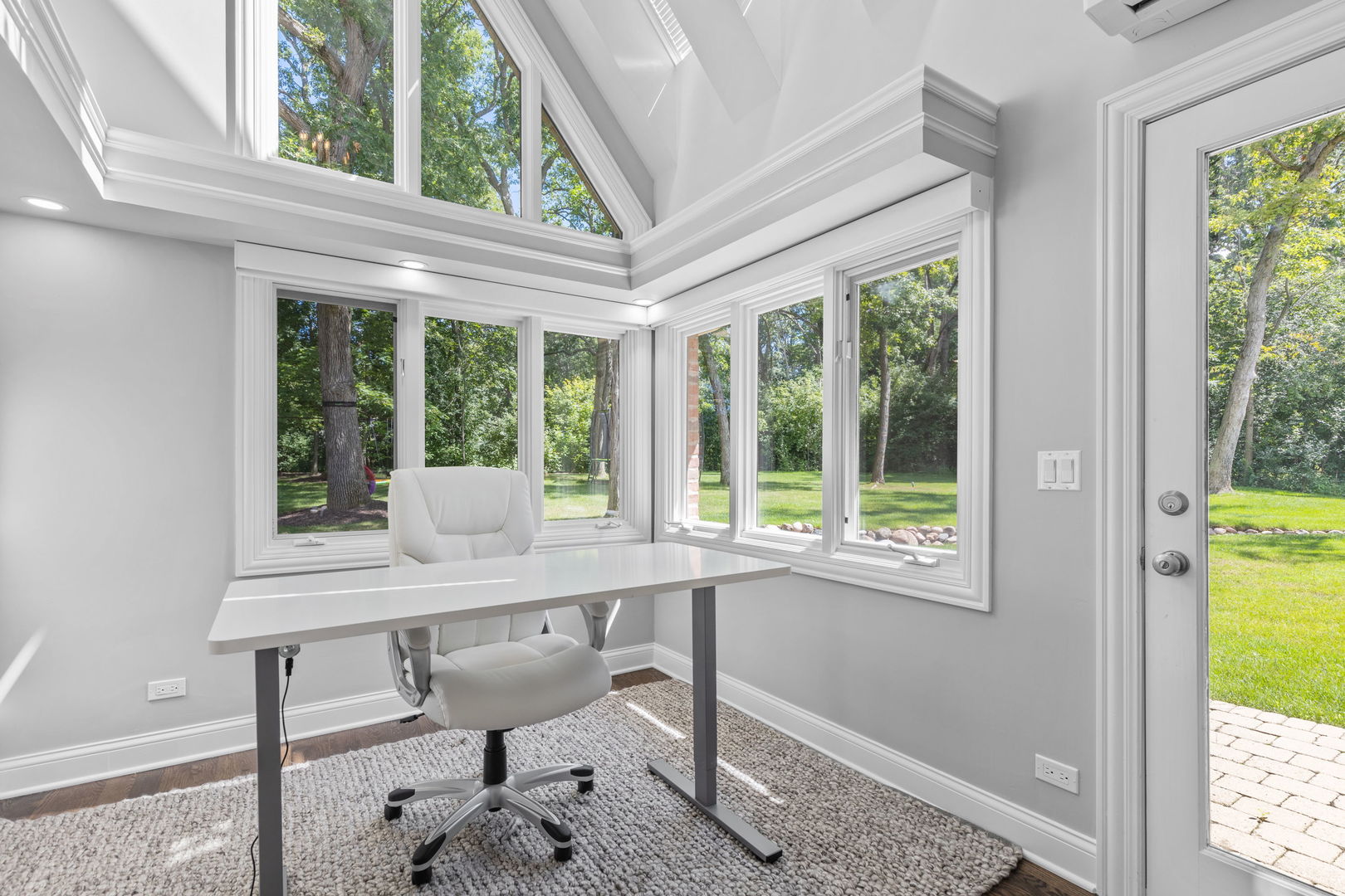 1485 Abington Cambs Drive