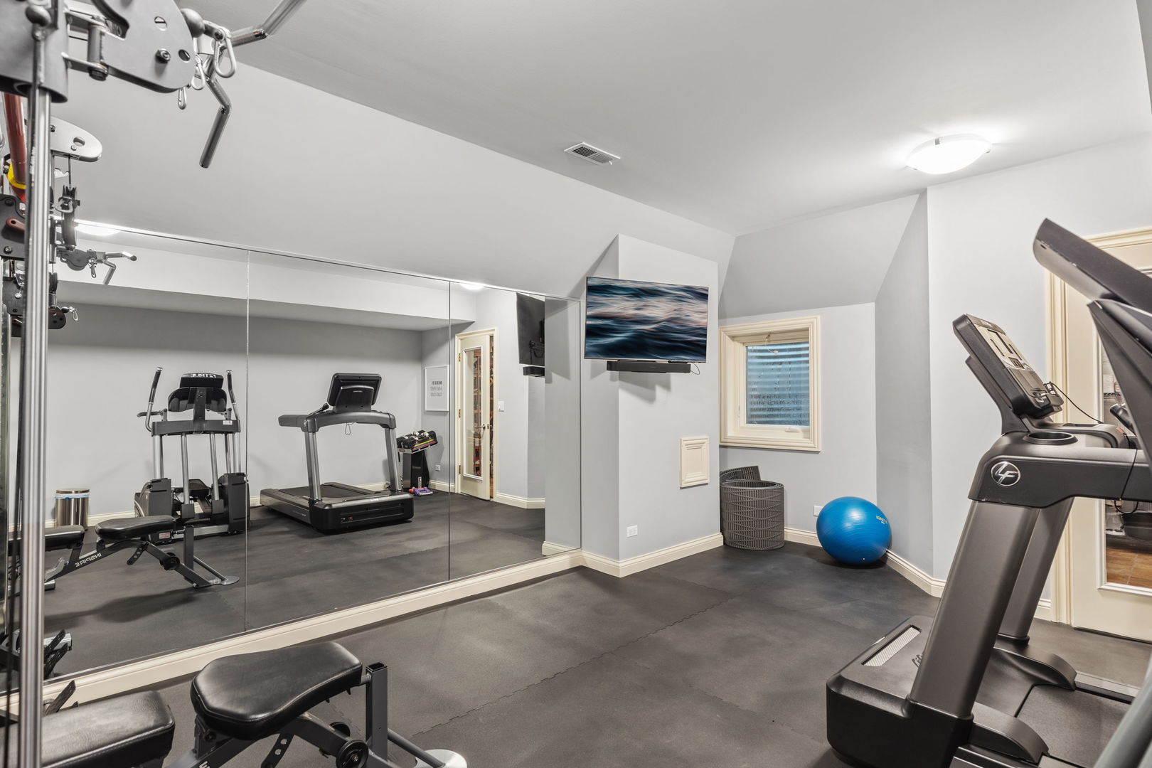 1485 Abington Cambs Drive