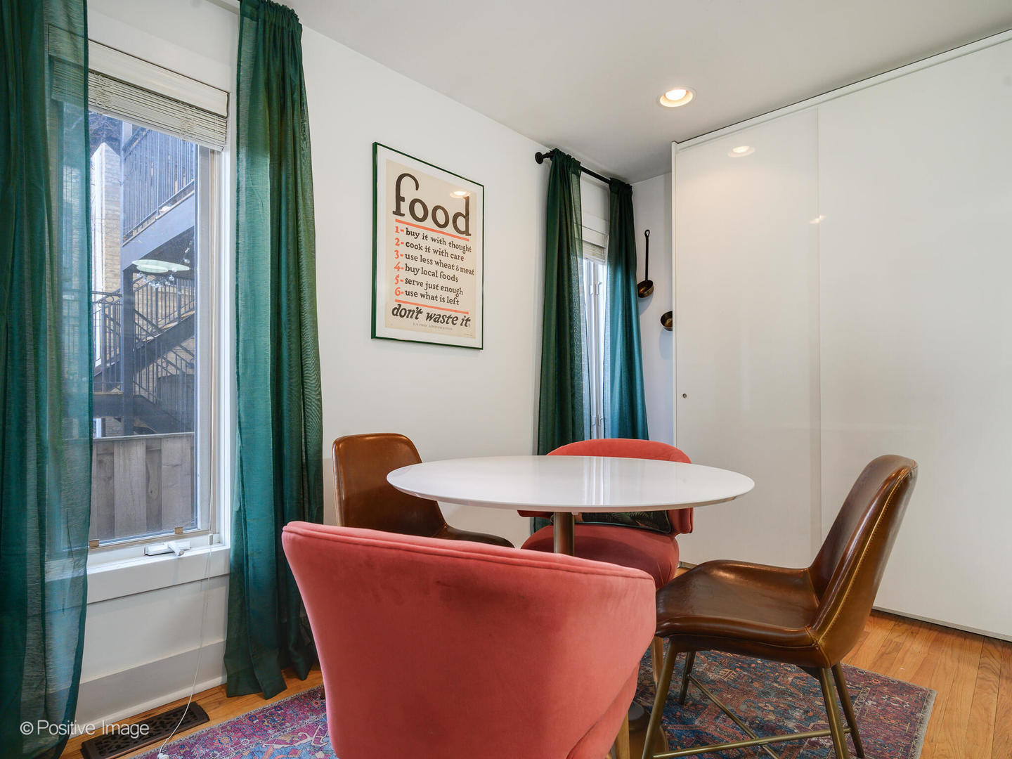 1339 N Wolcott Avenue Unit: B