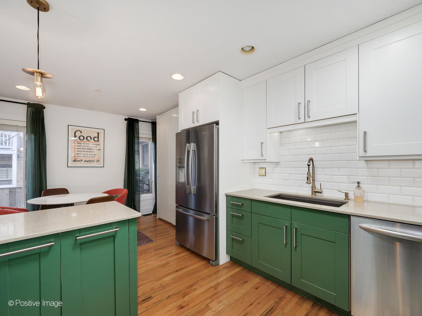 1339 N Wolcott Avenue Unit: B