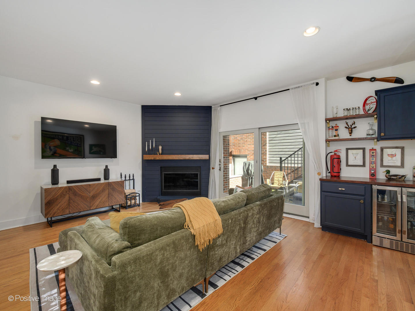 1339 N Wolcott Avenue Unit: B